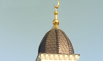 В мечети прошел намаз в честь праздника Курбан-Байрам