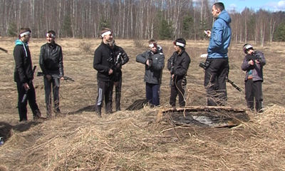 Мальчишки поиграли в «войнушку» на настоящем полигоне