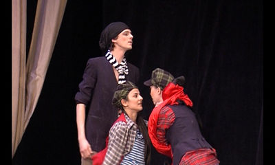 На сцене - глухонемые актеры