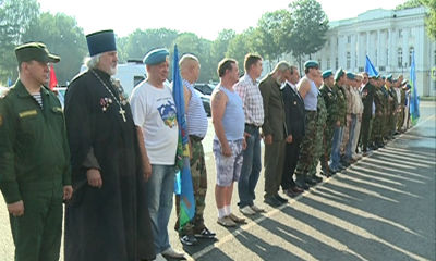 Ярославские ветераны ВДВ отправились в автопробег