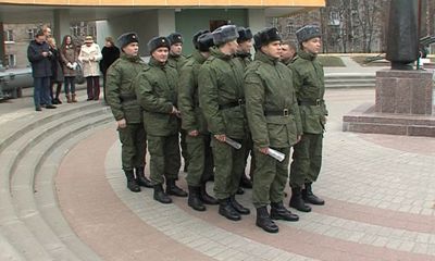 Десять ярославцев отправились служить в Президентский полк