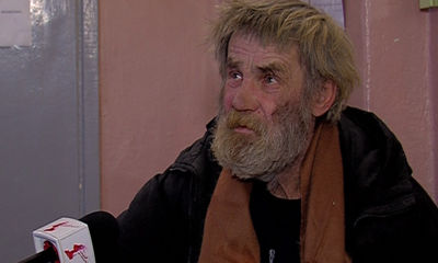 62-летний ярославец более 30 лет живет на улице, но пишет стихи и мечтает издать книгу