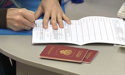 Подать документы на получение загранпаспорта можно будет в праздничные дни