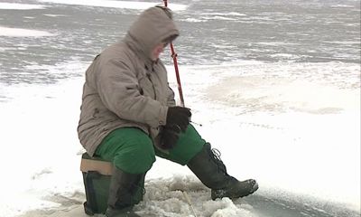 Сотрудники ГИМС и полицейские провели рейд по озеру Неро