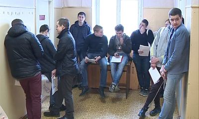 Один день призывника в ярославском военкомате