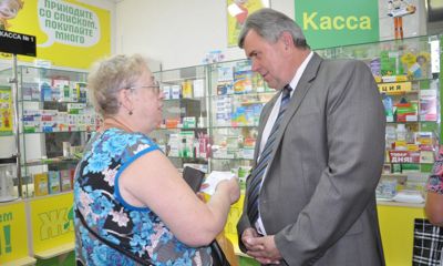 Сергей Ястребов устроил рейд по ярославским аптекам