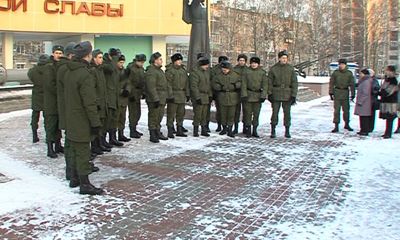 15 призывников из Ярославля будут служить в президентском полку