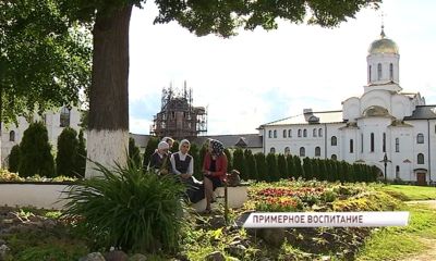 Не только учеба, но и отдых, творчество и путешествия: как живут воспитанницы Николо-Сольбинского монастыря