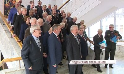 Дмитрий Миронов подписал соглашение о взаимодействии с региональным Союзом ветеранов