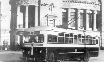 День истории: в Ярославле 68 лет назад запустили первый троллейбус