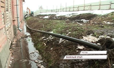 Важный этап масштабной реставрации конюшенного двора Ростовского кремля практически завершен