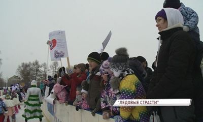 Жители Некрасовского на хоккейном турнире проголосовали в проекте «Решаем вместе!»