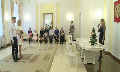 В Министерстве здравоохранения рассматривают инициативу тестировать на совместимость тех, кто планирует связать себя узами брака: мнения ярославцев