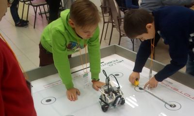 Юные ярославцы спроектируют своих роботов для «умного дома»