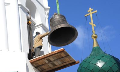 Кирилло-Афанасьевский монастырь в Ярославле обрел голос: на восстановленную колокольню подняли колокола