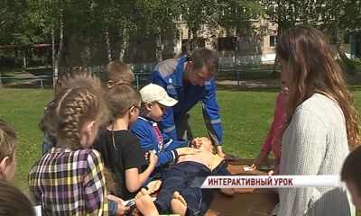 Энергетики провели урок электробезопасности в детском лагере