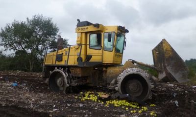 Почти 800 килограммов польских яблок «скормили» бульдозеру