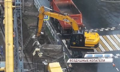 Видео: дорожники развлекаются и «копают» воздух