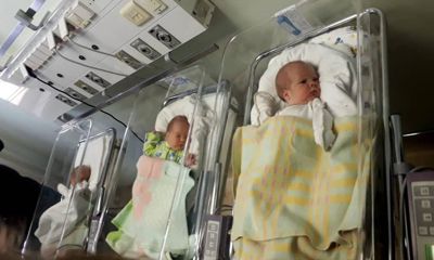 Из ярославского перинатального центра выписали первую в этом году тройню