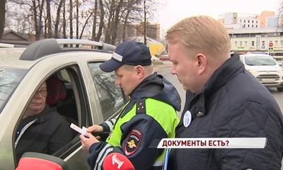 Из десяти только один с документами: в Ярославле прошел рейд по таксистам