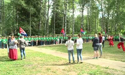 В лагере «Березка» стартовала профсоюзная смена для детей