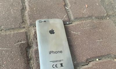 Дожили: в Ярославле появился памятник потерянному телефону