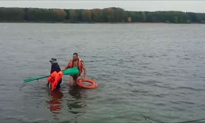 В Ярославле из Волги достали тонущего рыбака