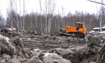 В праздничные дни на специальный полигон вывезено около пяти тонн снега