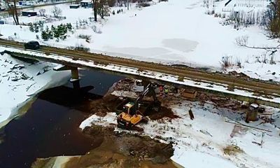 В Большом Селе продолжается капитальный ремонт моста