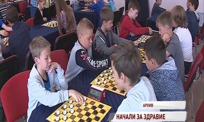 Ярославские шашисты успешно стартовали на первенстве ЦФО