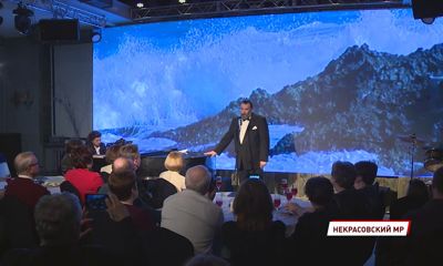 В селе Вятское выступил знаменитый оперный певец Большого театра