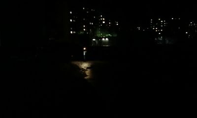 Почти весь Дзержинский район остался без света из-за сильного ветра