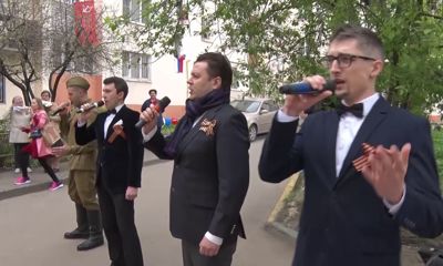 «Поем двором»: в День Победы над Ярославлем зазвучали песни военных лет