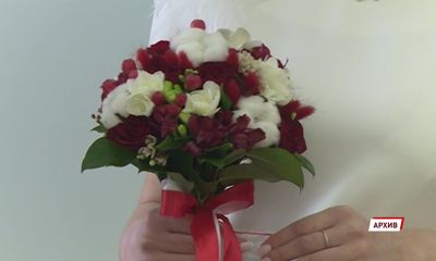 В Ярославской области еще на месяц отложили свадьбы