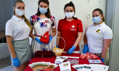 В День семьи, любви и верности кровь сдали целые донорские династии