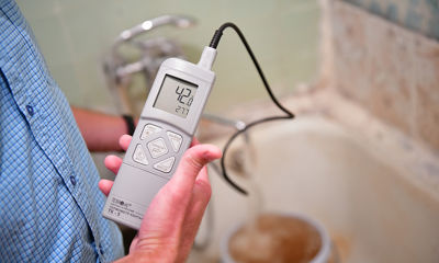 В доме на Чкалова снизилось качество горячей воды: идут работы по устранению проблемы