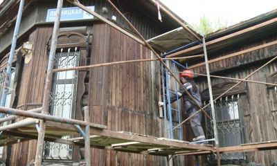 Энтузиасты проекта «Том Сойер Фест» начали реставрацию дома на Пятницкой улице