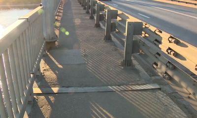 На Октябрьском мосту в Ярославле заделали швы между плитами