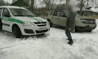 Приставы забрали сына у 66-летнего мужчины