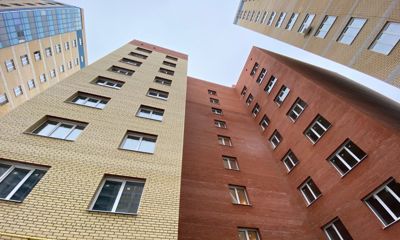 Проблемный дом на улице Крылова в Ярославле пообещали сдать уже в начале следующего года