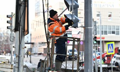 На проспекте Машиностроителей в Ярославле обновят четыре светофора