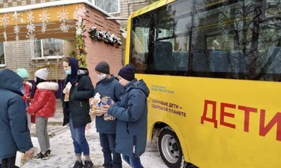 Воспитанники Переславского детского дома на Новый год получили школьный автобус