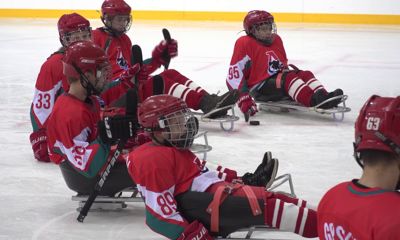 Дмитрий Миронов посетил первый матч ярославской команды по следж-хоккею