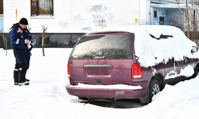 В Ярославле продолжают вывозить с городских улиц брошенные автомобили
