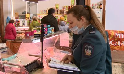 С онлайн-кассами и чеками: индивидуальные предприниматели на рынках работают по новым правилам