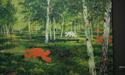 В Ярославле открыли выставку с красными и белыми человечками