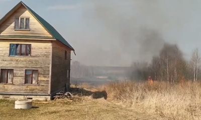 В Ярославской области пожарные спасли жителей села от пожара