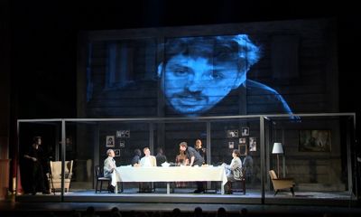 В Первом Русском поставили спектакль по главному роману о «безусловной любви»