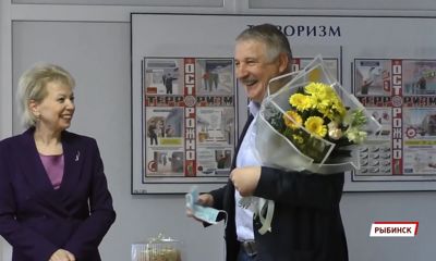 Депутат Лариса Ушакова и мэр поздравили рыбинских фельдшеров скорой с профессиональным праздником