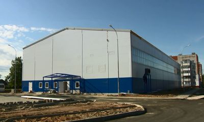 Строительство долгожданного манежа в Красных Ткачах Ярославской области вышло на финальный этап